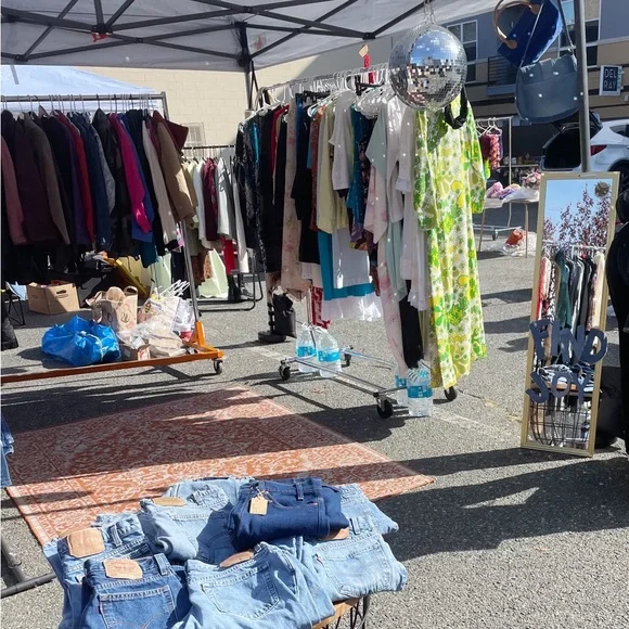 Welcome in!!🌞 - Picture 3 of 4